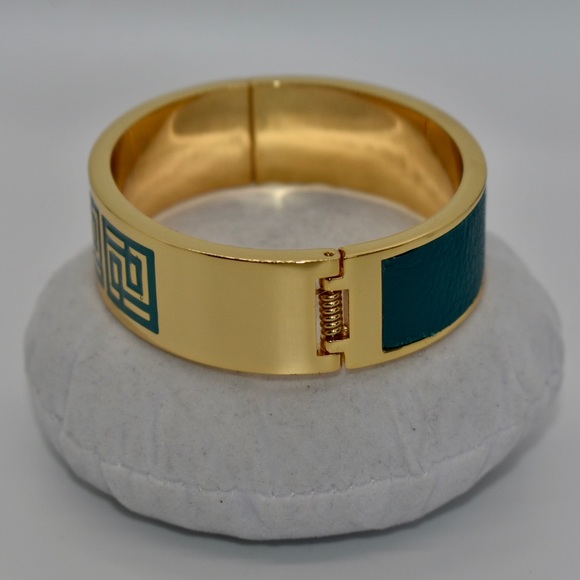 Parker Daniel Cuff Bracelet! - Picture 8 of 14